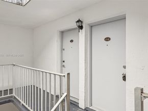 7232 SW 94th Pl E6, Miami FL 33173