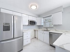 1100 SE 4th Ave 31, Deerfield Beach FL 33441