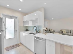 2340 NE 9th St 209, Fort Lauderdale FL 33304