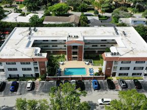 2340 NE 9th St 209, Fort Lauderdale FL 33304