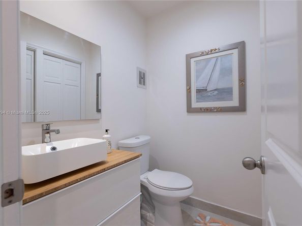 2340 NE 9th St 209, Fort Lauderdale FL 33304