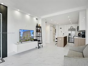 1985 S Ocean Dr 11L, Hallandale Beach FL 33009