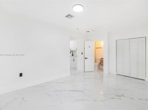 10520 SW 160th St, Miami FL 33157