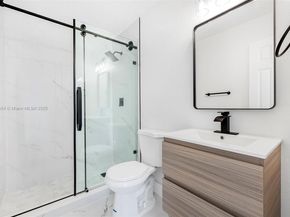 10520 SW 160th St, Miami FL 33157