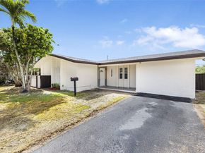 10520 SW 160th St, Miami FL 33157