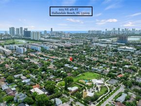 925 NE 4th St, Hallandale Beach FL 33009