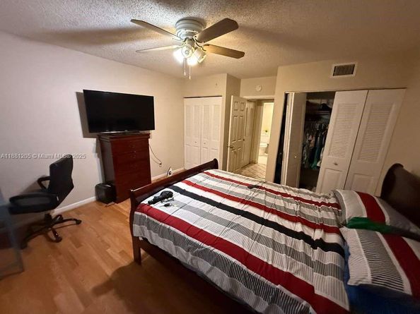 5915 Washington St 116, Hollywood FL 33023