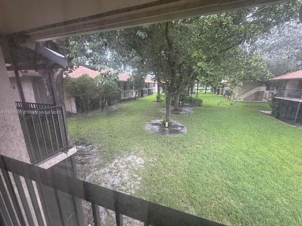 5915 Washington St 116, Hollywood FL 33023