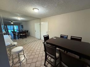 5915 Washington St 116, Hollywood FL 33023
