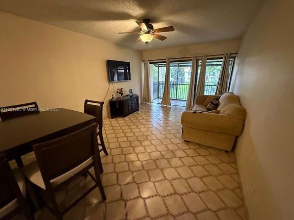 5915 Washington St 116, Hollywood FL 33023
