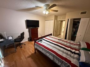 5915 Washington St 116, Hollywood FL 33023