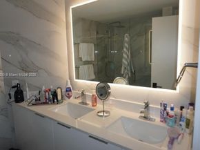 701 Brickell Key Blvd 412, Miami FL 33131