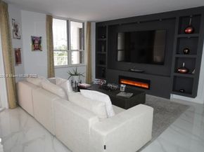 701 Brickell Key Blvd 412, Miami FL 33131