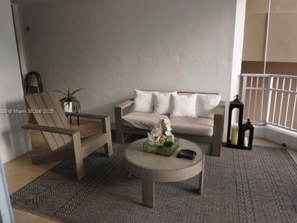 701 Brickell Key Blvd 412, Miami FL 33131