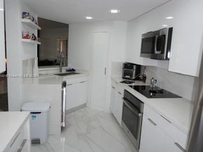 701 Brickell Key Blvd 412, Miami FL 33131