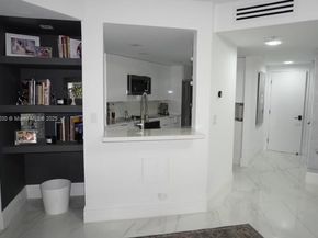 701 Brickell Key Blvd 412, Miami FL 33131