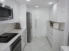 701 Brickell Key Blvd 412, Miami FL 33131