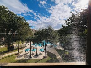 2806 N 46th Ave D537, Hollywood FL 33021