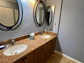 2806 N 46th Ave D537, Hollywood FL 33021