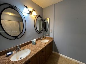 2806 N 46th Ave D537, Hollywood FL 33021