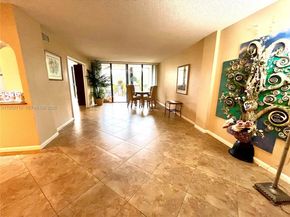 2806 N 46th Ave D537, Hollywood FL 33021