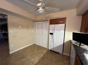 2806 N 46th Ave D537, Hollywood FL 33021