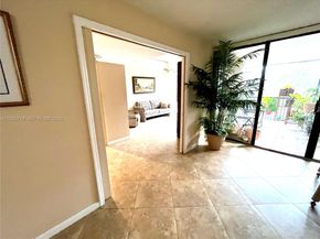 2806 N 46th Ave D537, Hollywood FL 33021