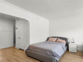 717 Espanola Way 111, Miami Beach FL 33139