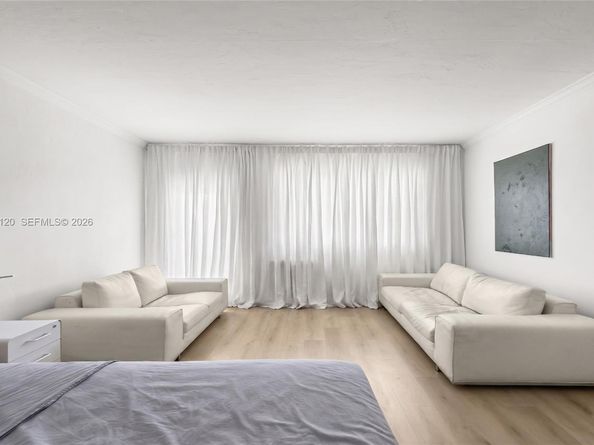 717 Espanola Way 111, Miami Beach FL 33139