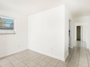 565 NE 160th Ter, Miami FL 33162