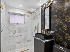 2436 Cat Cay Ln, Fort Lauderdale FL 33312