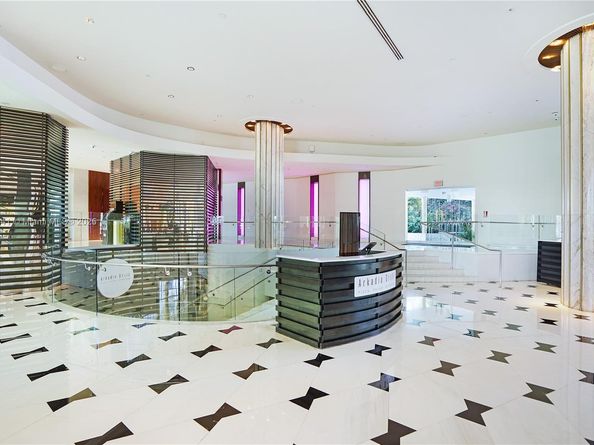 4391 Collins Ave 803, Miami Beach FL 33140