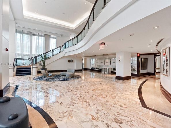 4391 Collins Ave 803, Miami Beach FL 33140