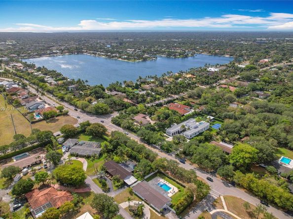 9700 SW 136th St, Miami FL 33176
