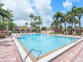 839 Blue Ridge Cir 839, West Palm Beach FL 33409