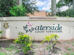839 Blue Ridge Cir 839, West Palm Beach FL 33409