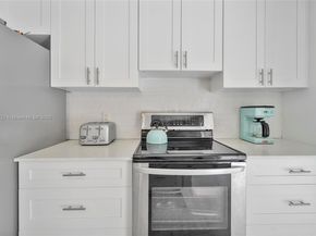 839 Blue Ridge Cir 839, West Palm Beach FL 33409