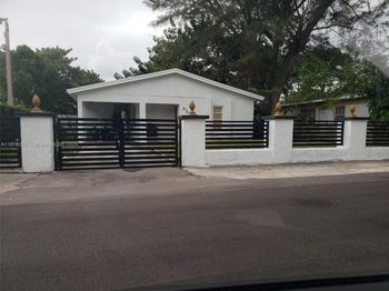 839 NW 13th Ave