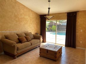 18121 SW 152nd Ct, Miami FL 33187