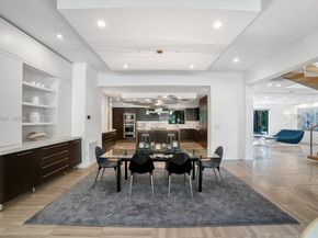 6840 Sunrise Pl, Coral Gables FL 33133