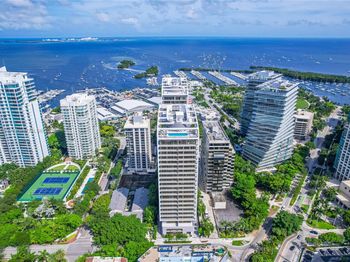 2655 S Bayshore
