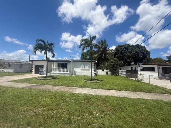 901 NW 149th Ter, Miami FL 33168