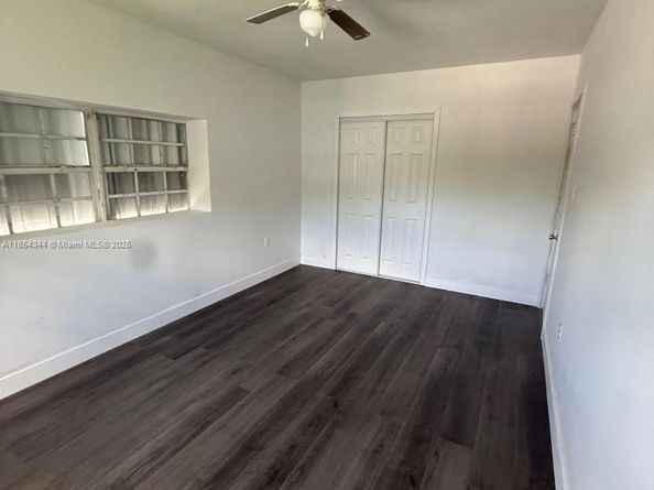901 NW 149th Ter, Miami FL 33168