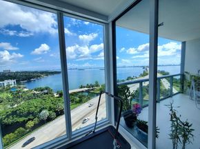601 NE 36th St 1310, Miami FL 33137