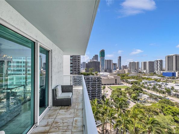 1900 N Bayshore Dr 1711, Miami FL 33132