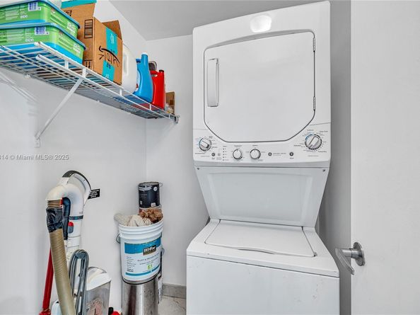 1900 N Bayshore Dr 1711, Miami FL 33132