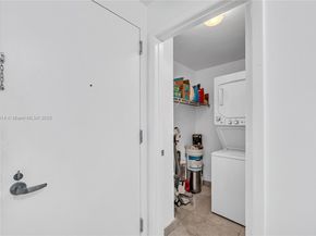 1900 N Bayshore Dr 1711, Miami FL 33132