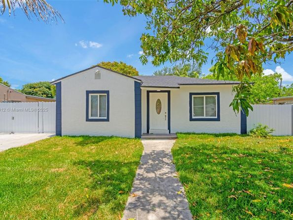 910 NW 123rd St, North Miami FL 33168
