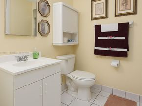 4709 NW 7th St 1059, Miami FL 33126
