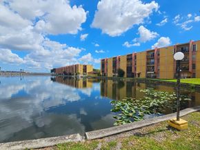 4709 NW 7th St 1059, Miami FL 33126